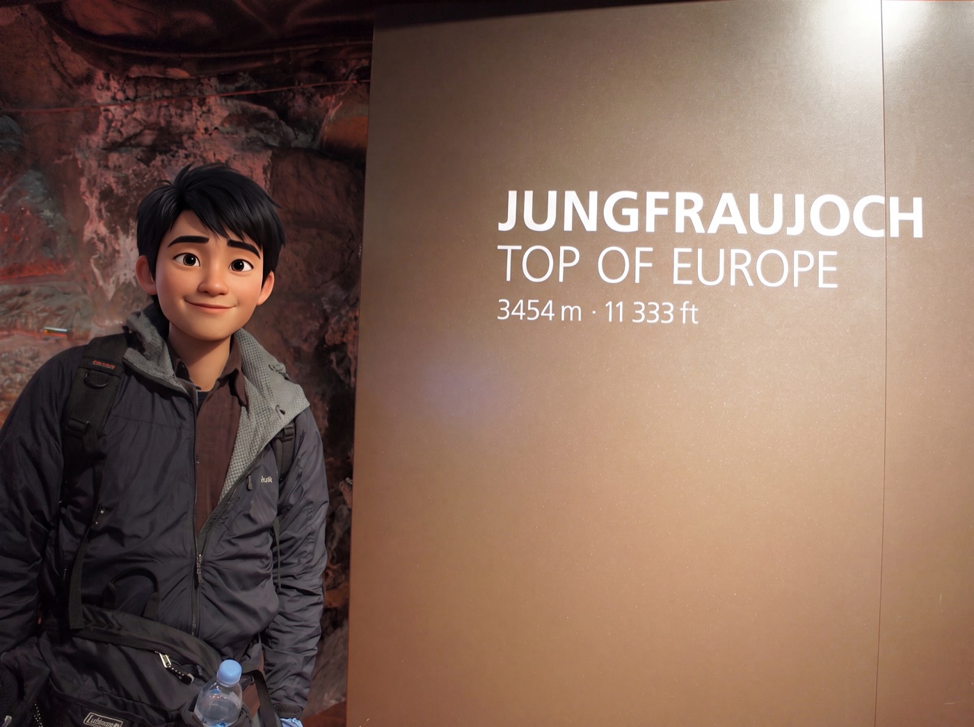そして、これがお目当ての看板。「JUNGFRAUJOCH — TOP OF EUROPE / 3454m・11,333ft」。ヨーロッパでい